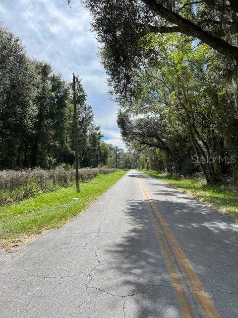 photo 3: 759 SW UPCHURCH AVENUE, LAKE CITY FL 32024