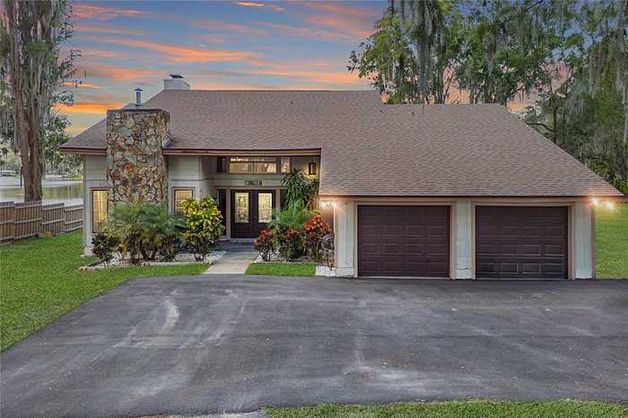 photo 1: 20345 MOSS BEND COURT, LUTZ FL 33558