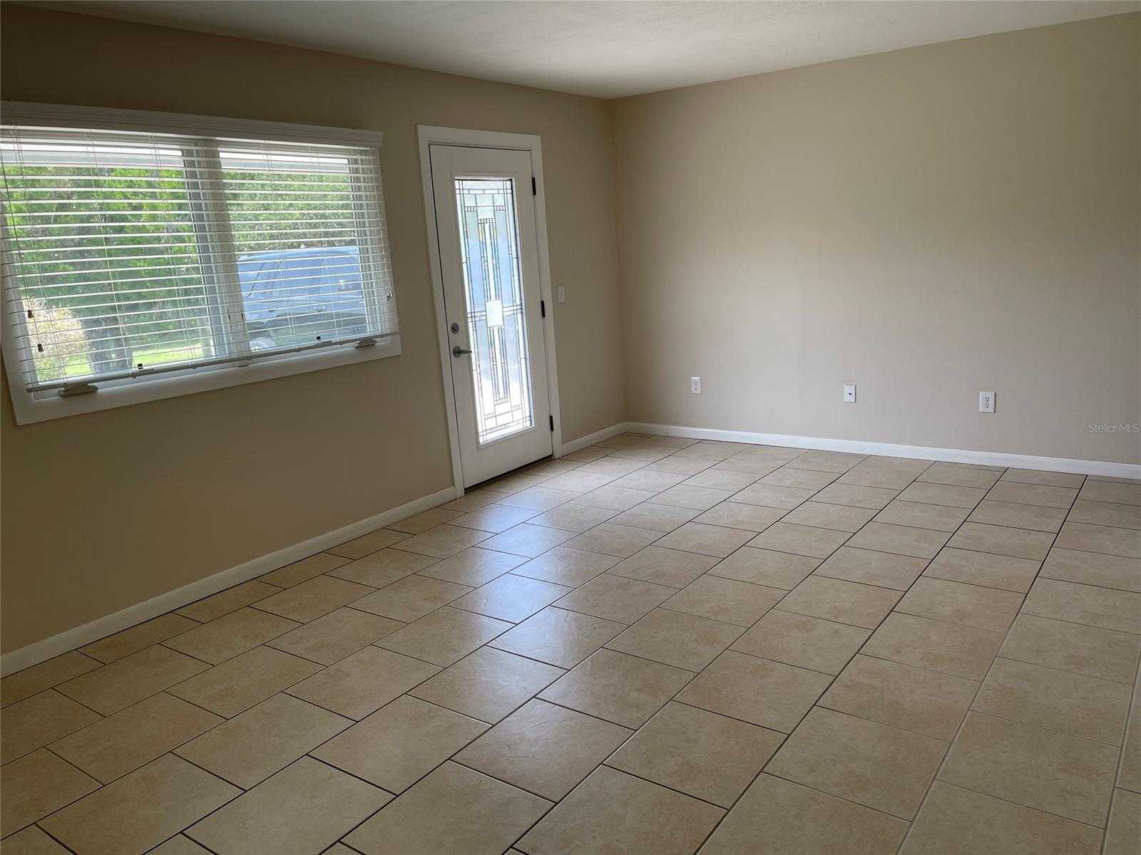 photo 3: 4513 Saxon DRIVE, NEW SMYRNA BEACH FL 32169