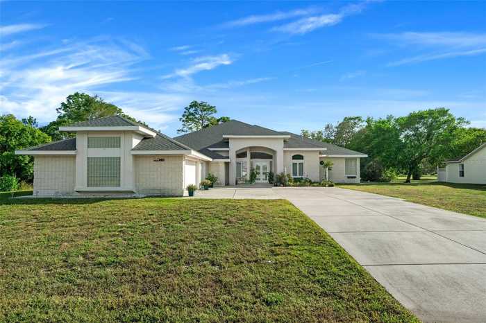 photo 2: 10170 LORETTO STREET, SPRING HILL FL 34608