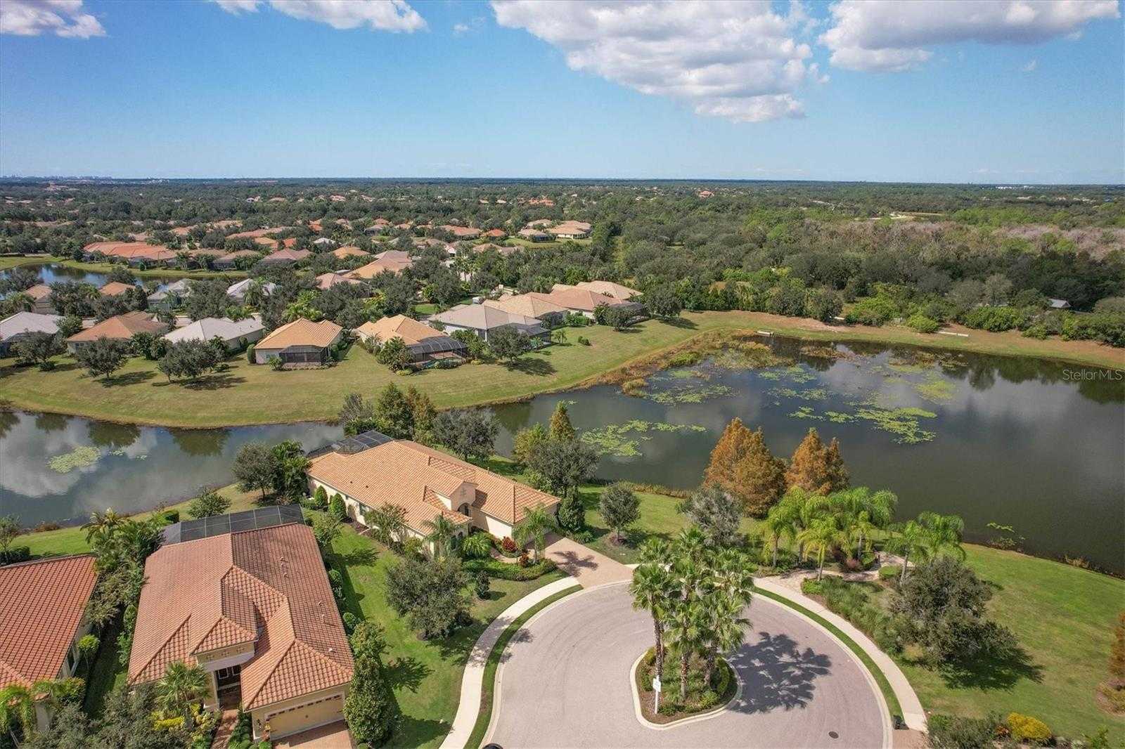 photo 1: 7108 CALLANDER COVE, LAKEWOOD RANCH FL 34202