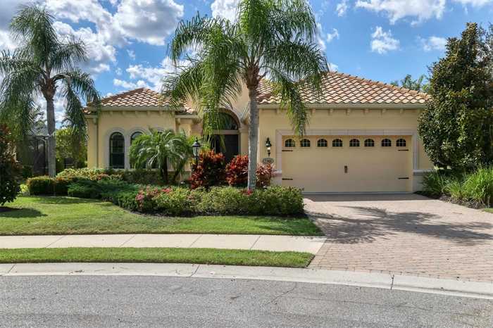 photo 2: 7108 CALLANDER COVE, LAKEWOOD RANCH FL 34202