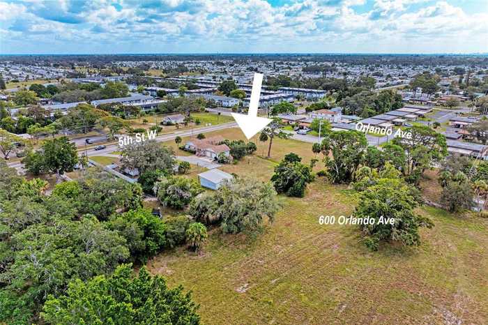 photo 2: 4520 5TH STREET W, BRADENTON FL 34207