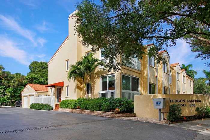 photo 2: 858 HUDSON AVENUE Unit 858, SARASOTA FL 34236