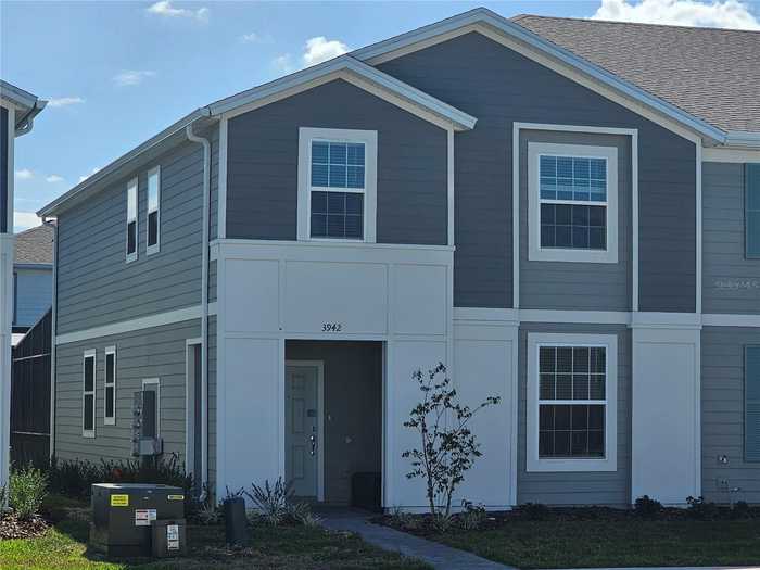 photo 1: 3942 LANA AVENUE, DAVENPORT FL 33897