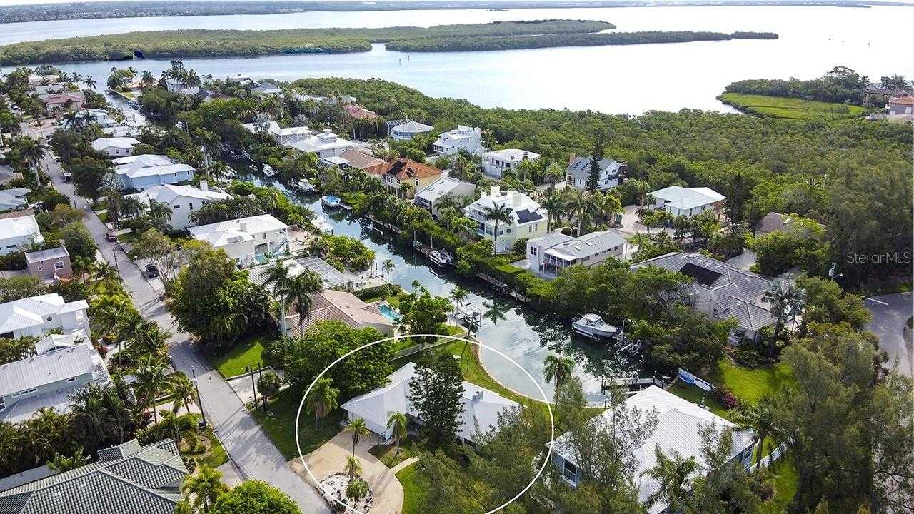 photo 1: 612 MARBURY LANE, LONGBOAT KEY FL 34228