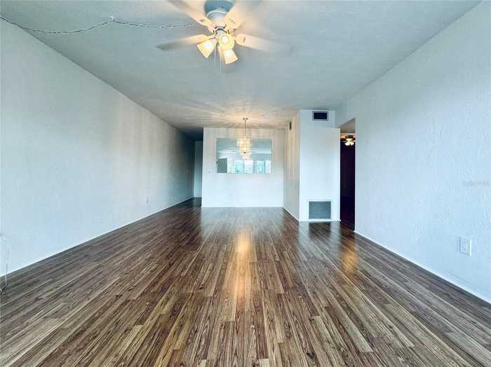 photo 2: 4300 58TH STREET N Unit 1905, KENNETH CITY FL 33709