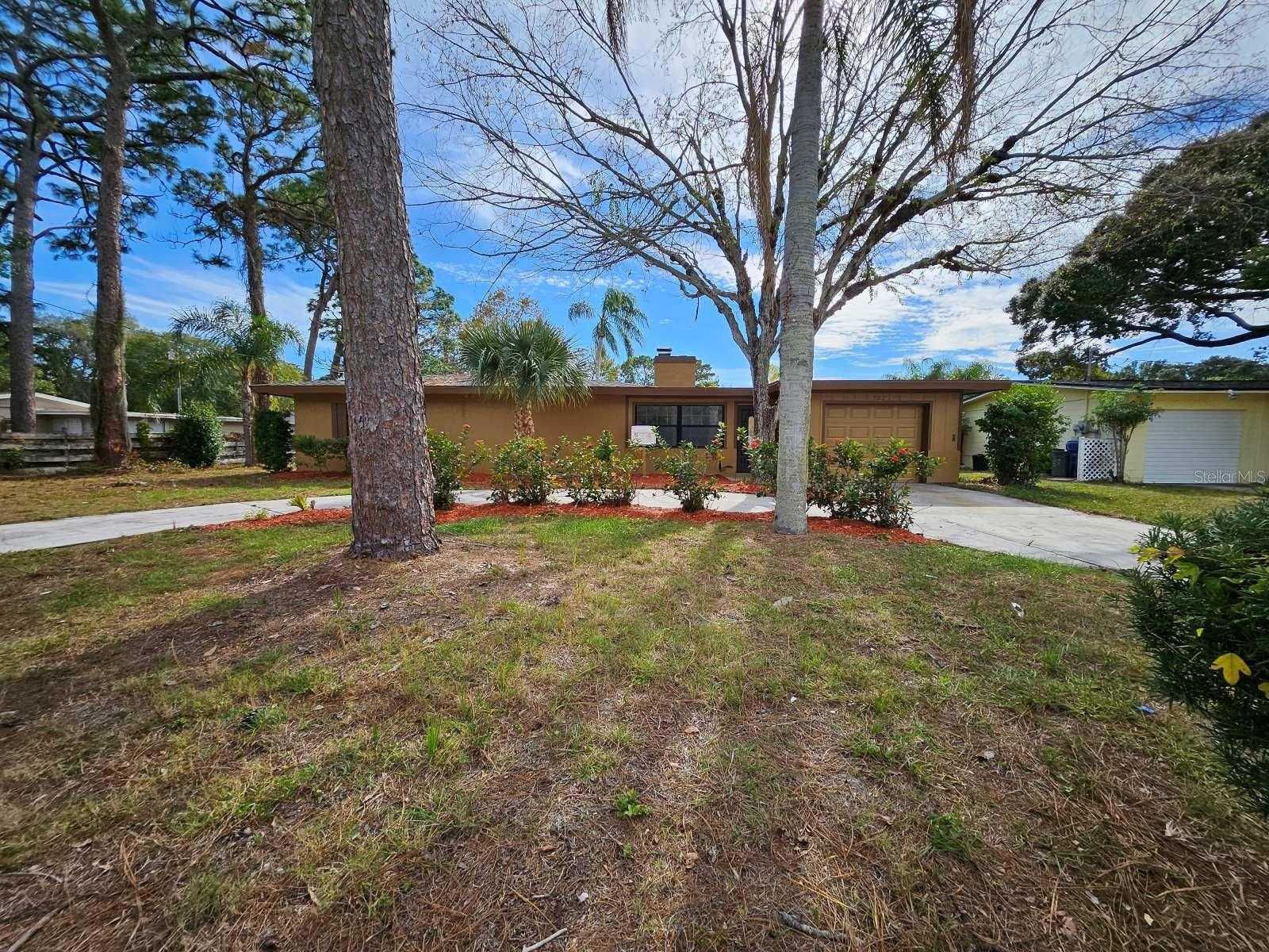 photo 1: 522 WESTWINDS DRIVE, PALM HARBOR FL 34683