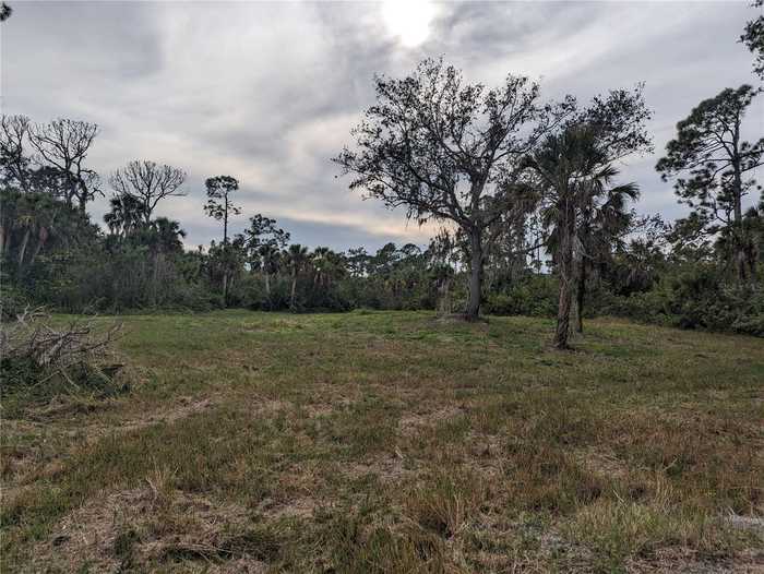 photo 4: 6350 MONTAUK TERRACE, ENGLEWOOD FL 34224