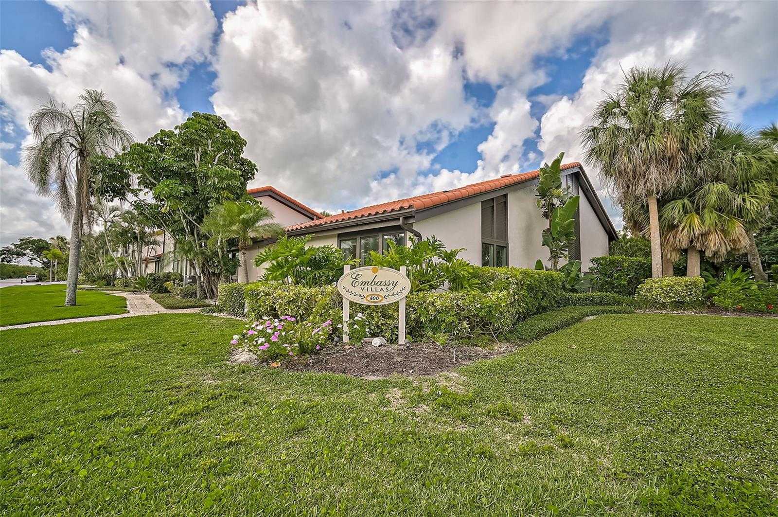 photo 2: 800 S BLVD OF PRESIDENTS Unit 12, SARASOTA FL 34236