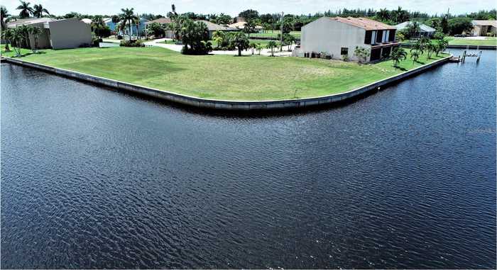 photo 2: 1447 MEDITERRANEAN DRIVE, PUNTA GORDA FL 33950