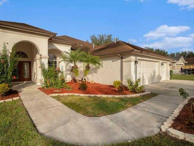 photo 3: 12402 CREEK EDGE DRIVE, RIVERVIEW FL 33579