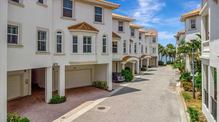 photo 2: 1340 BAYSHORE BOULEVARD Unit 406, DUNEDIN FL 34698