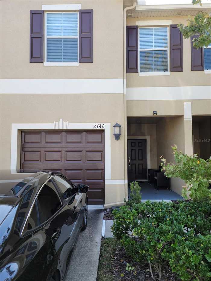 photo 1: 2746 HAMPTON GREEN LANE, BRANDON FL 33511