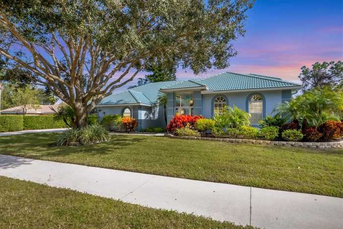 photo 2: 9008 MISTY CREEK DRIVE, SARASOTA FL 34241