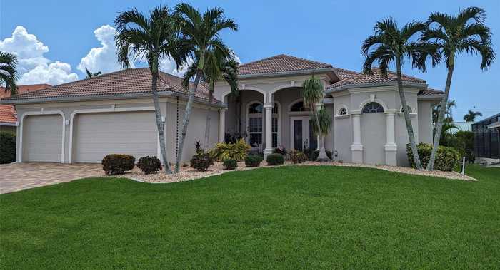 photo 2: 1442 SW 54TH TERRACE, CAPE CORAL FL 33914