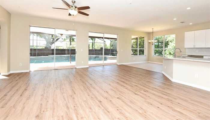 photo 2: 10452 AUTUMN GLEN COURT, ORLANDO FL 32836