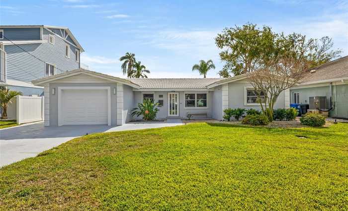 photo 1: 268 SUNLIT COVE DRIVE NE, ST PETERSBURG FL 33702