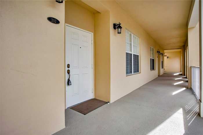 photo 2: 2608 MEETING PLACE Unit 14-202, ORLANDO FL 32814