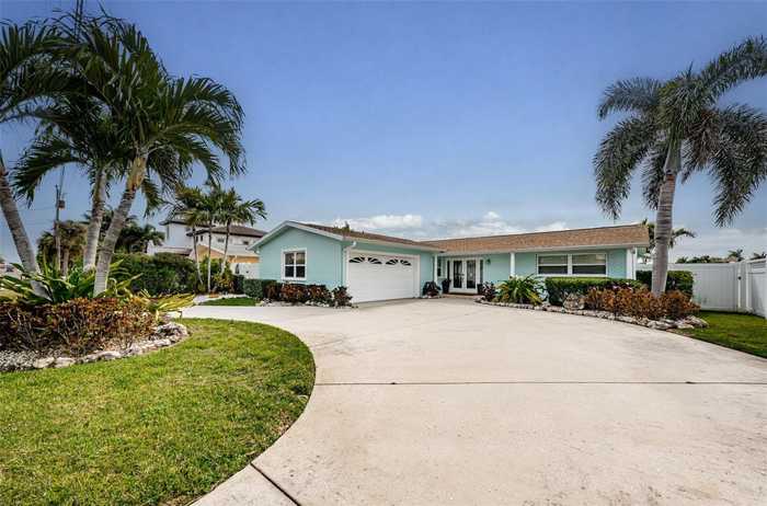 photo 1: 11260 8TH STREET E, TREASURE ISLAND FL 33706