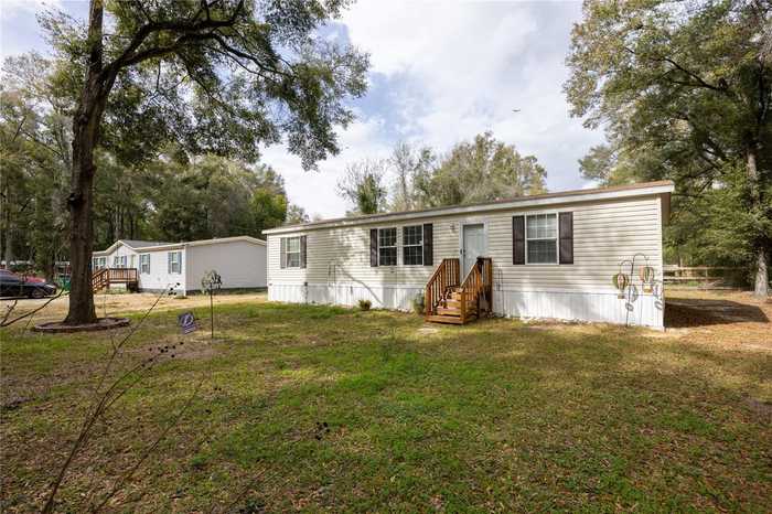 photo 1: 1035 NE 12TH AVENUE, TRENTON FL 32693