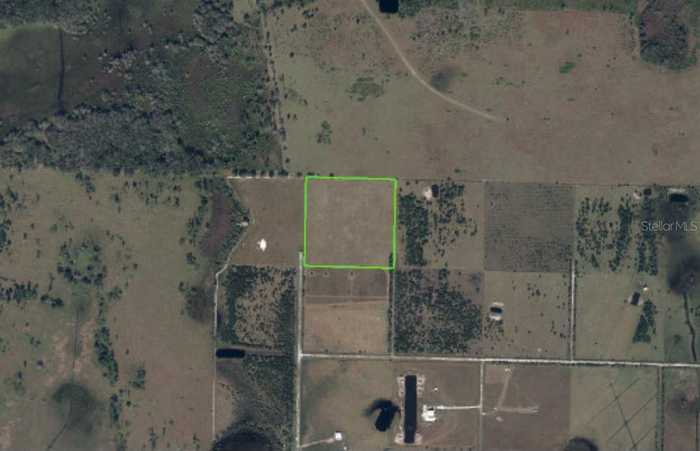 photo 3: 707 CHIHUAHUA ROAD, SEBRING FL 33870