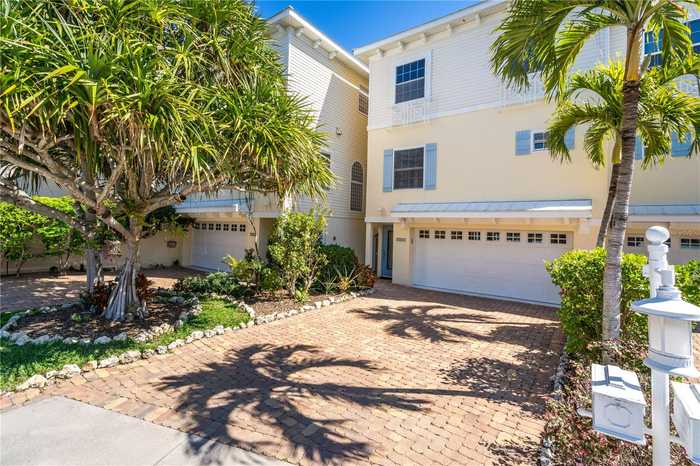 photo 2: 9207 MIDNIGHT PASS ROAD Unit 4, SARASOTA FL 34242