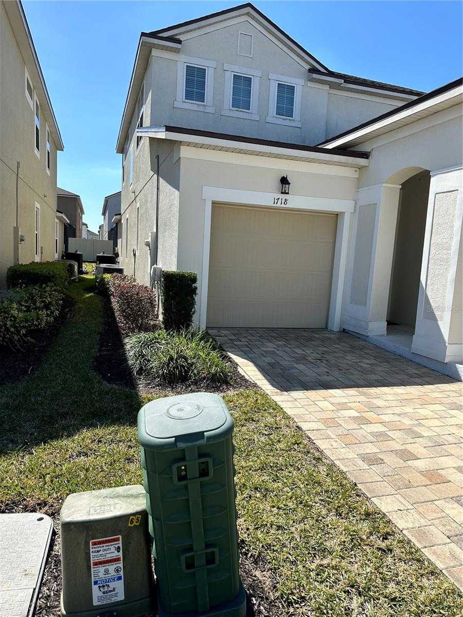 photo 3: 1718 CARIBBEAN VIEW TERRACE, KISSIMMEE FL 34747