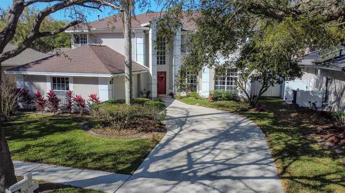 photo 1: 9330 HAMPSHIRE PARK DRIVE, TAMPA FL 33647