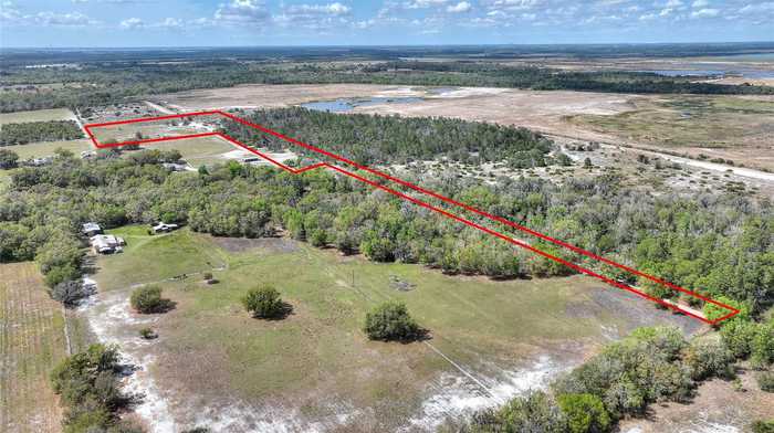 photo 1: 10010 DAVIS GRADE ROAD, PARRISH FL 34219