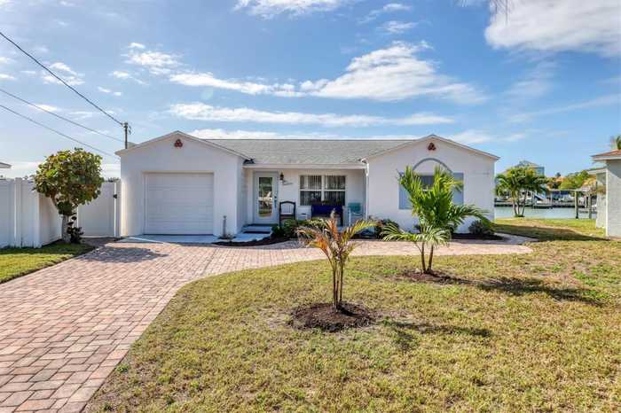 photo 2: 14060 W PARSLEY DRIVE, MADEIRA BEACH FL 33708