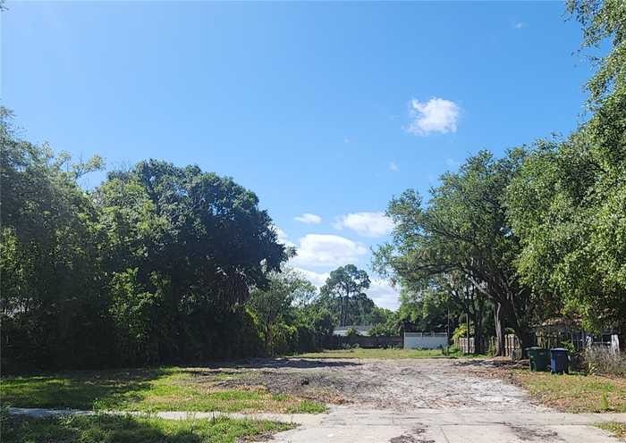 photo 3: 4642 W LONGFELLOW AVENUE, TAMPA FL 33629