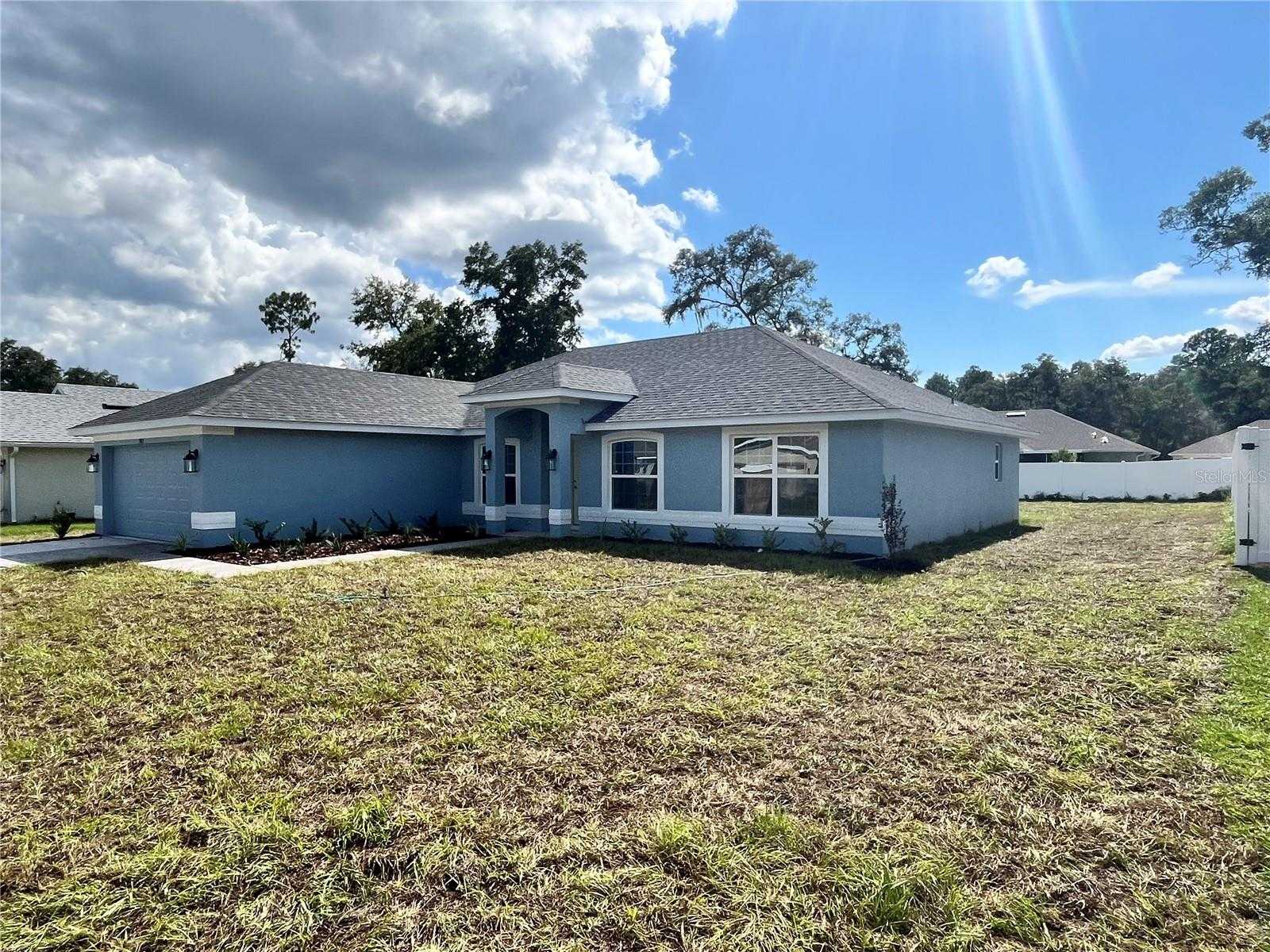 photo 3: 3963 NE 58TH CIRCLE, SILVER SPRINGS FL 34488