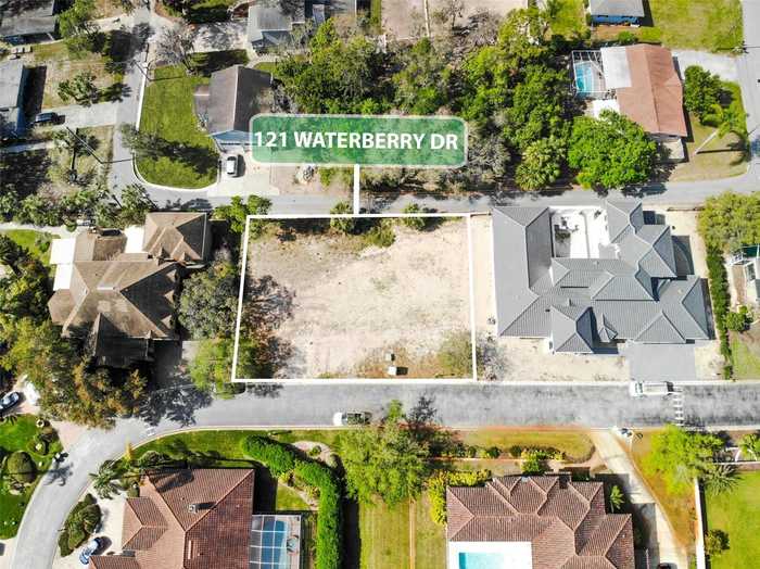 photo 2: 121 WATERBERRY DRIVE, TARPON SPRINGS FL 34688