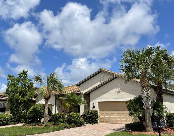 photo 2: 6442 WILLOWSHIRE WAY, BRADENTON FL 34212