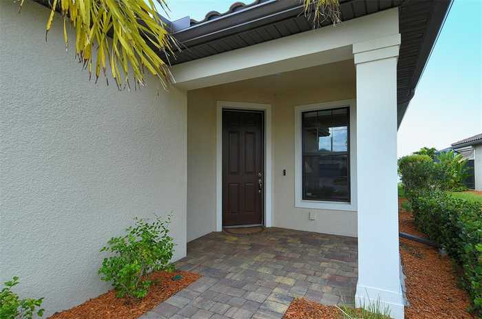 photo 2: 7008 HANOVER COURT, LAKEWOOD RANCH FL 34202