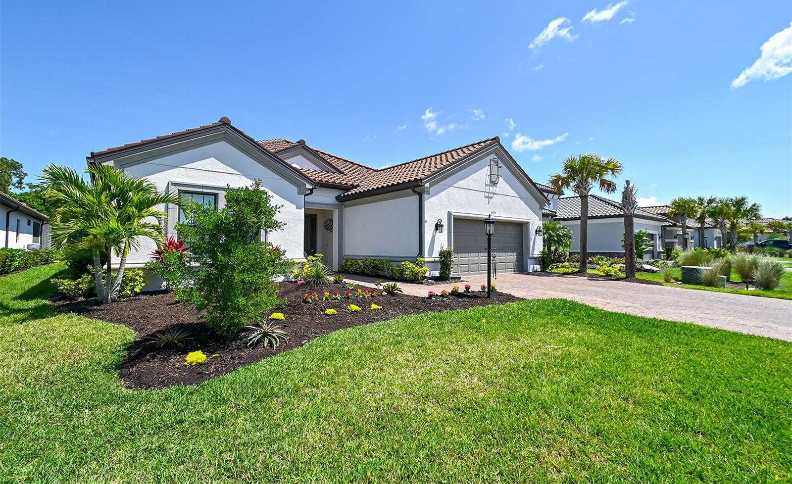 photo 1: 4715 TRENTO PLACE, BRADENTON FL 34211