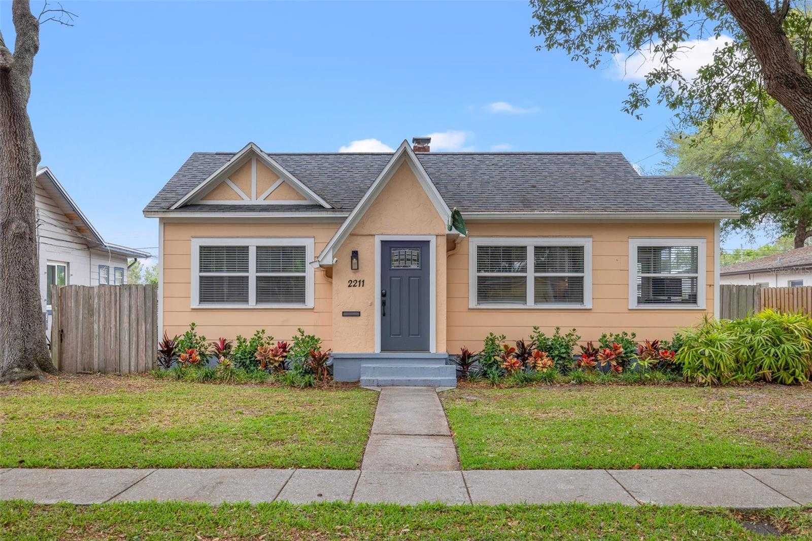 photo 2: 2211 8TH AVENUE N, ST PETERSBURG FL 33713