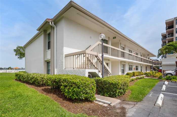 photo 2: 6211 SUN BOULEVARD Unit 201, SAINT PETERSBURG FL 33715