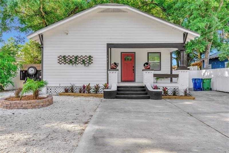 photo 2: 705 E PLYMOUTH STREET, TAMPA FL 33603