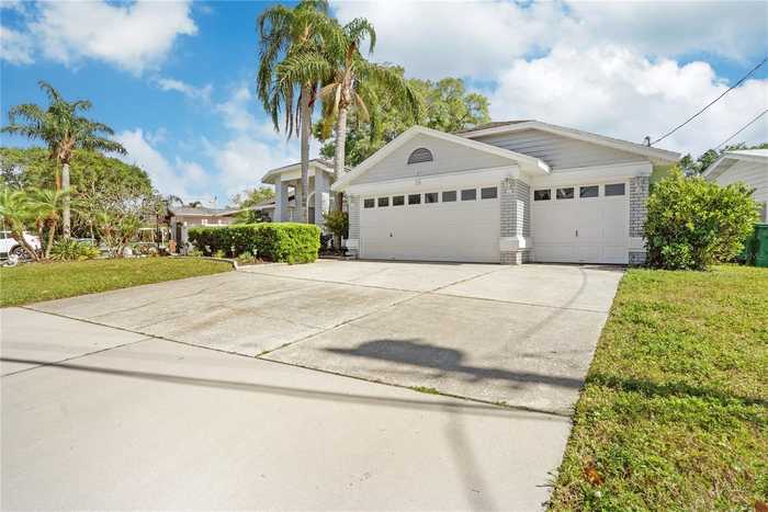 photo 2: 16 CITRUS DRIVE, PALM HARBOR FL 34684