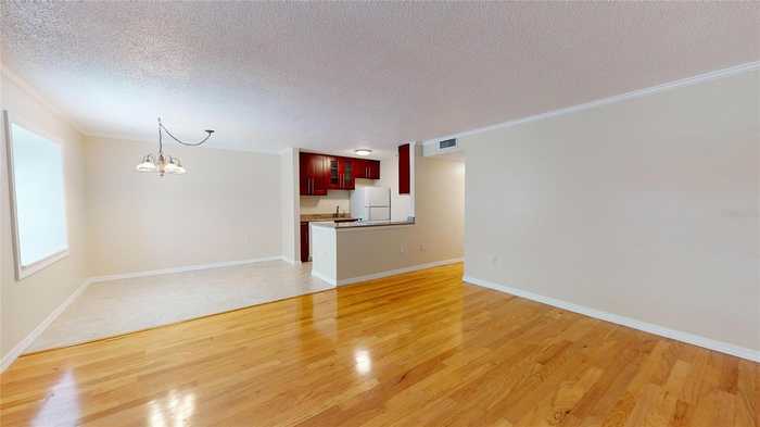 photo 2: 1710 BELLEAIR FOREST DRIVE Unit D, BELLEAIR FL 33756