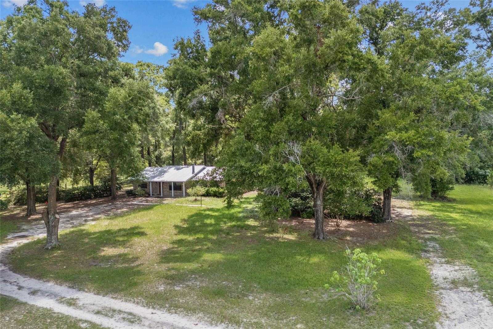 photo 2: 3479 NE COUNTY ROAD 337, HIGH SPRINGS FL 32643