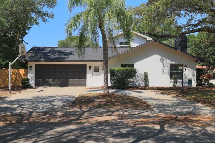 photo 2: 8601 PINETREE DRIVE S, SEMINOLE FL 33772