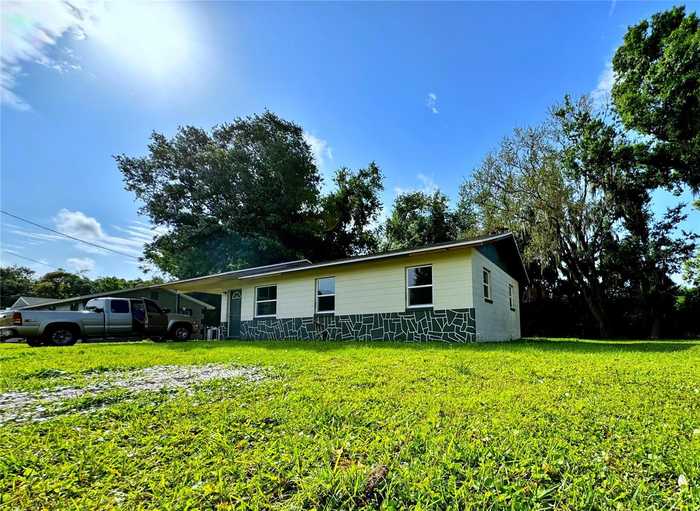 photo 1: 705 GROVE STREET, BOWLING GREEN FL 33834