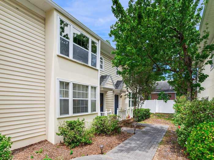 photo 1: 307 S BUNGALOW PARK AVENUE Unit D, TAMPA FL 33609