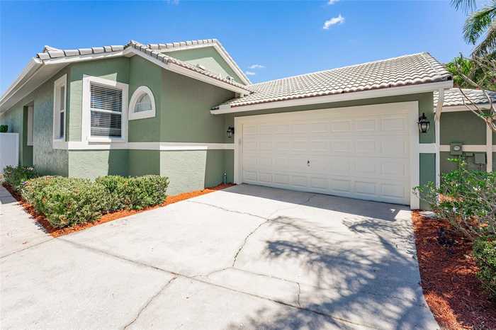 photo 2: 835 SYMPHONY ISLES BOULEVARD, APOLLO BEACH FL 33572