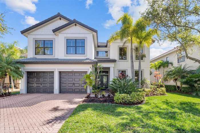 photo 1: 2707 LAKEBREEZE LANE S, CLEARWATER FL 33759