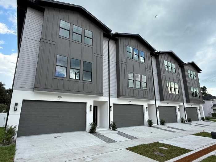 photo 1: 4324 W GRAY STREET Unit 2, TAMPA FL 33609