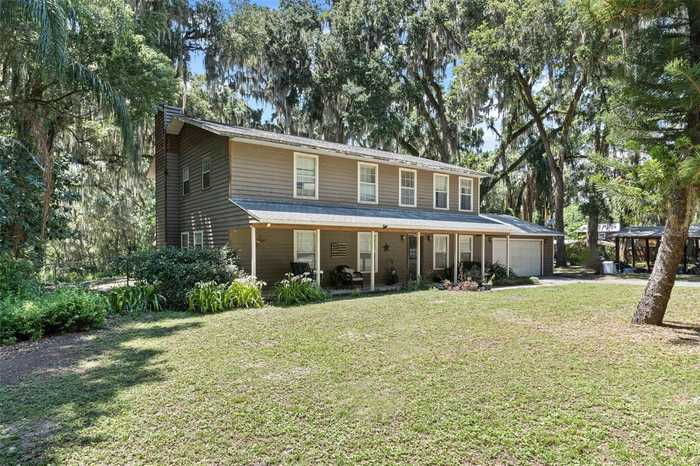 photo 2: 26701 BLOOMFIELD AVENUE, YALAHA FL 34797